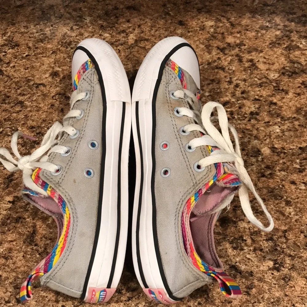 Converse All Star Wolf Doble upper Gray Rainbow Stripe Sneaker Big Girl …